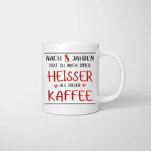 Charger l&#39;image dans la galerie, Tu es plus chaud que le café - Mug personnalisé pour couple, anniversaire, mariage
