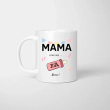 Afbeelding in Gallery-weergave laden, Mama Loading 2024 - Personalisierte Tasse für werdende Mütter, Väter, zur Verkündung (Mama, Papa, Oma, Opa, Patin, Pate)

