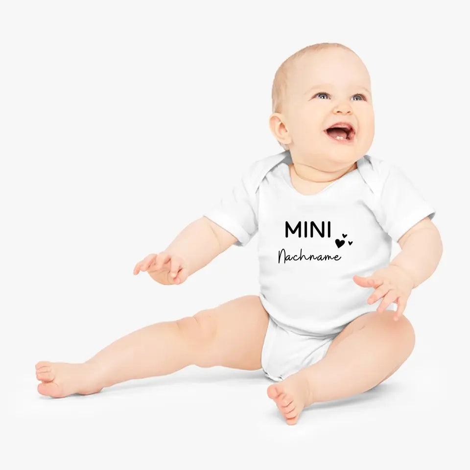 Mini Nom de famille - Onesie/Romper personnalisé pour bébé, body en coton 100 % biologique