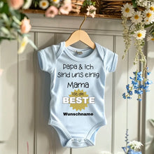 Charger l&#39;image dans la galerie, Mommy is the Best - Personnalisé Baby Onesie/Romper, 100% Coton Biologique
