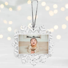 Charger l&#39;image dans la galerie, Flocon de neige personnalisé pour le sapin de Noël de bébé - Photo personnelle, cadeau de Noël pour la famille, nouveau-né
