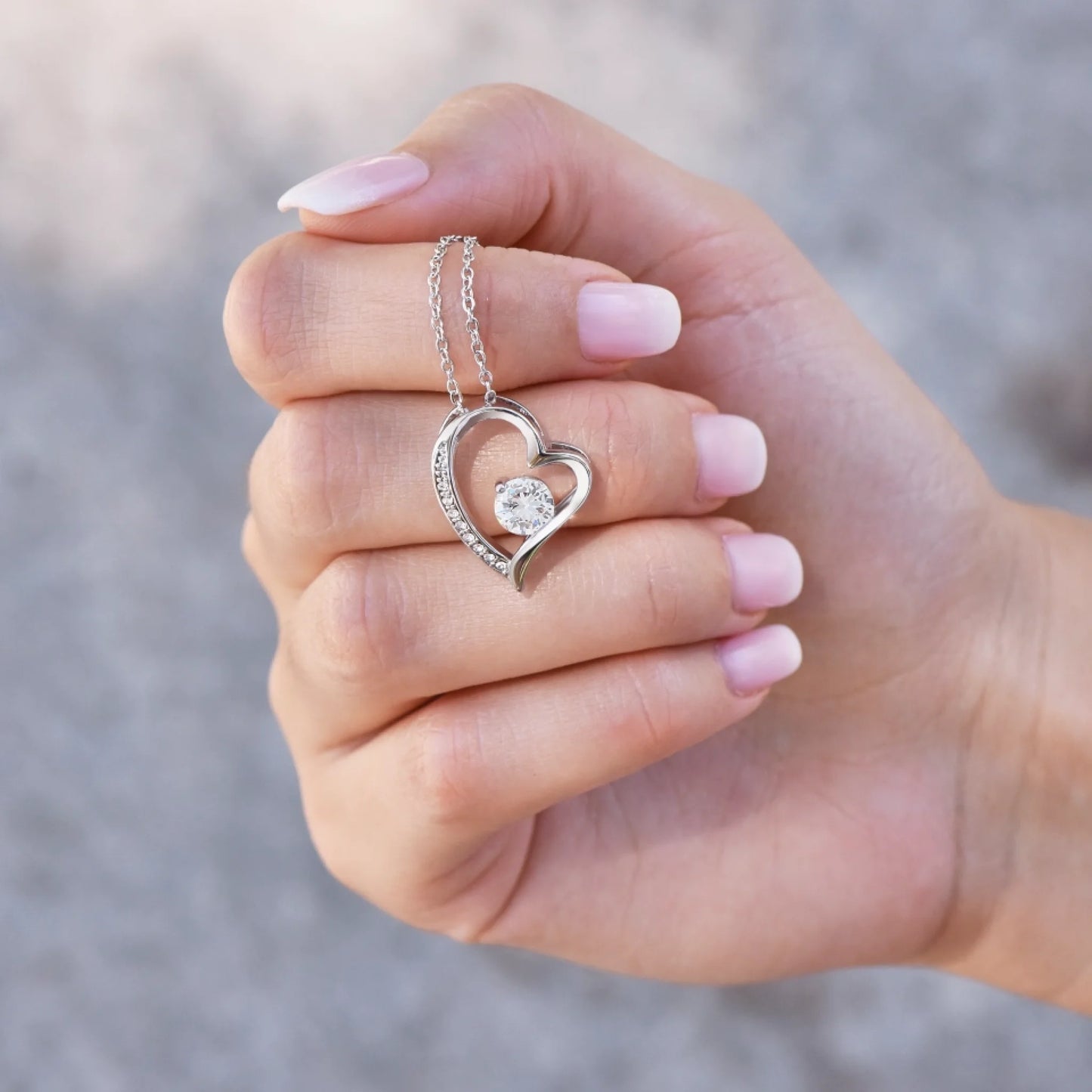 Love of My Life - Collier avec pendentif cœur doré et carte personnalisée (cadeau Saint Valentin)