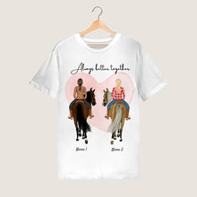 Afbeelding in Gallery-weergave laden, Beste paardenvrienden - Gepersonaliseerd T-shirt (1-3 ruiters)
